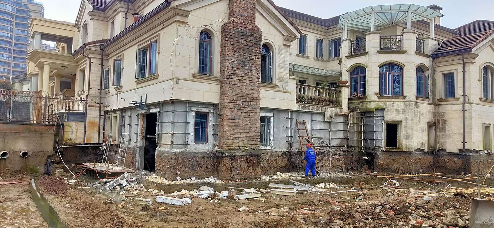 高爾夫別墅加固